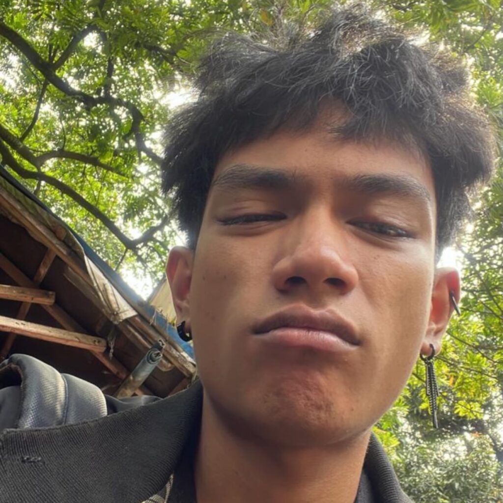 VIDEO: Norman Tarigan telah menonaktifkan akun media sosialnya setelah video dirinya memukuli Jesica Cintya beredar.