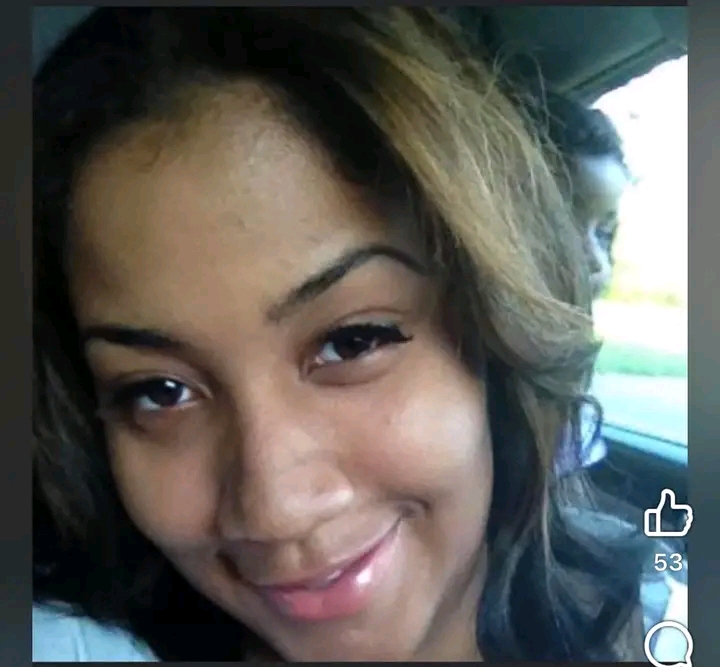 Woman, Brittany Murdock, accused of stealing income tax return